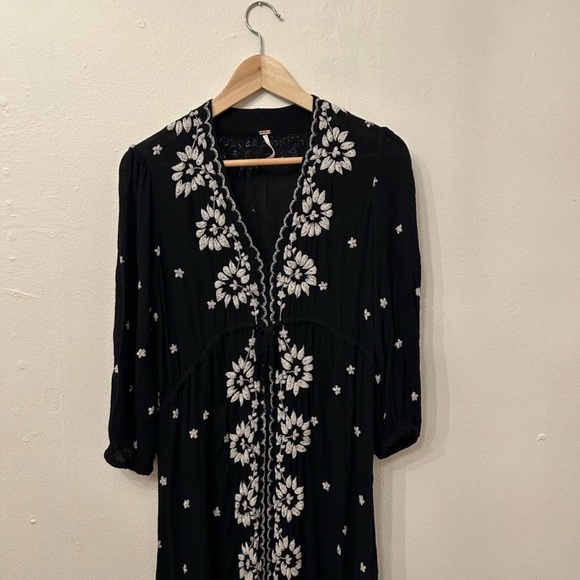 Free People Embroidered Floral Boho Fable Gauzy Midi Maxi Dress - Picture 3 of 9